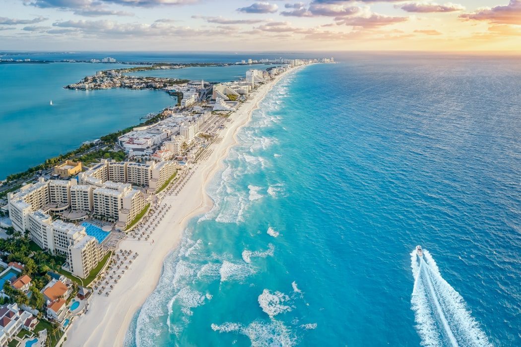 Cancún + Xcaret Experience